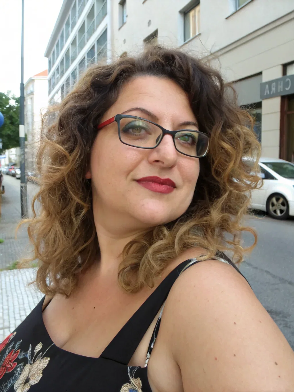 Photo 2 de Safiya