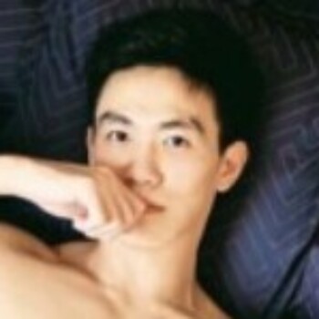 Pizh offers gay massage in New York